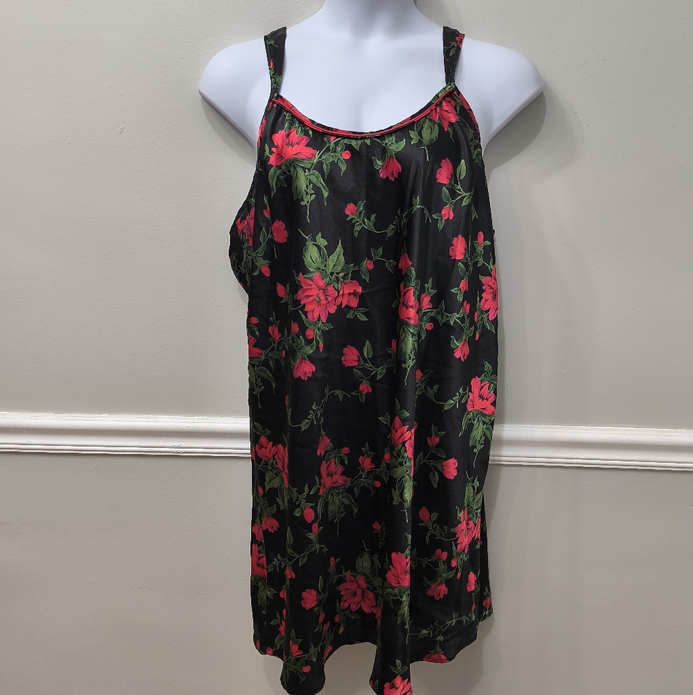 Morgan Taylor Intimate Plus Sz 3X Black Floral Slip Dress Nightgown Y2K Babydoll